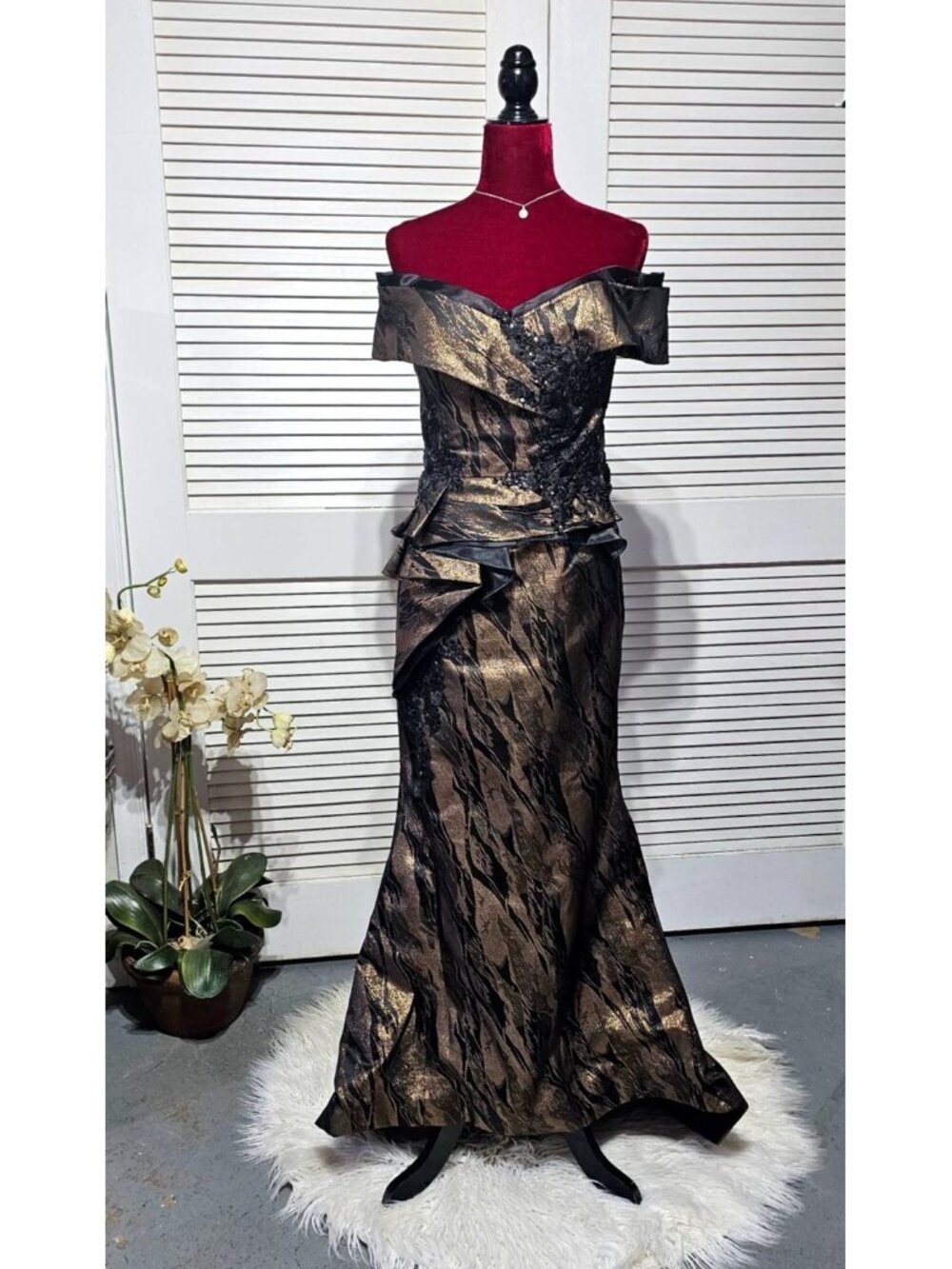 Gia Franco Women Black Bronze 12267CL Off Shoulder Evening Gown Dress Sz 12 3157